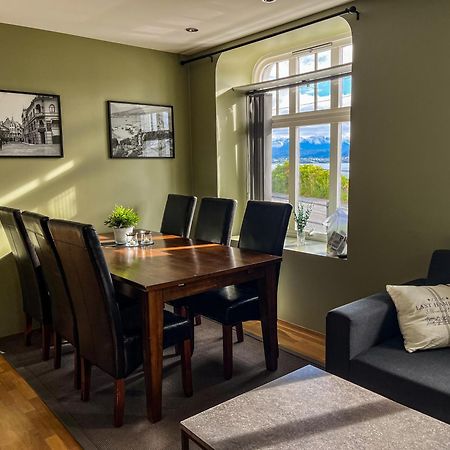 Two-Bedroom City Apartment With Fire Place, Free Parking And Fjordview Terrace - Calm And Central Ålesund Kültér fotó